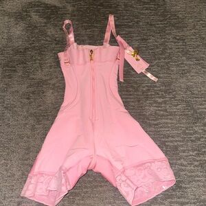 Pink Sol bodysuit shapewear size small”. NWT INVISIBLE MERMAID RIB-HEIGHT ZIPPER